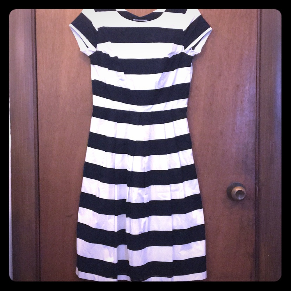 NWOT Black and White Preppy Striped Dress